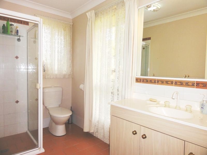 10 Napier Place, Albion Park NSW 2527