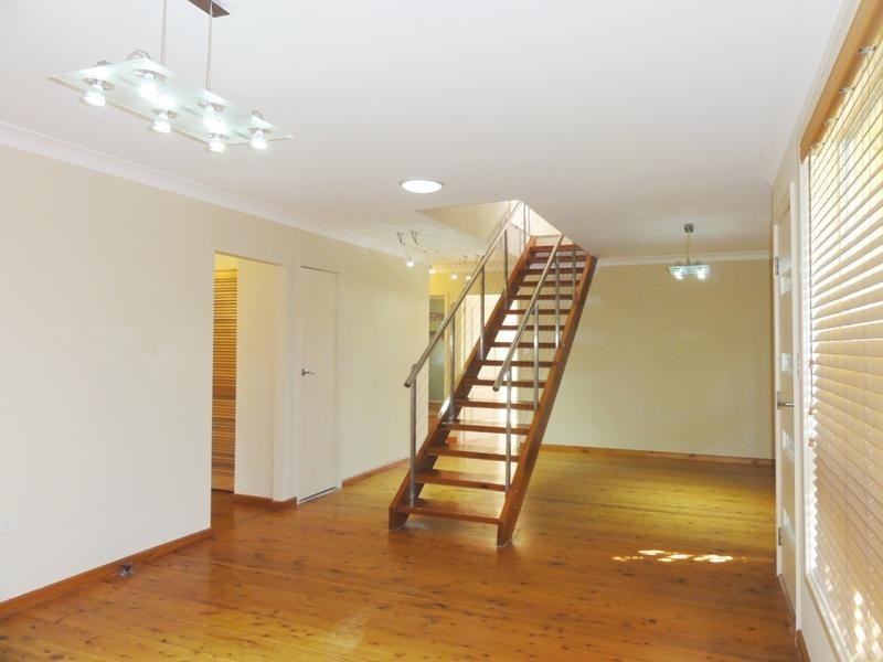 47 Brigadoon Circuit, Oak Flats NSW 2529