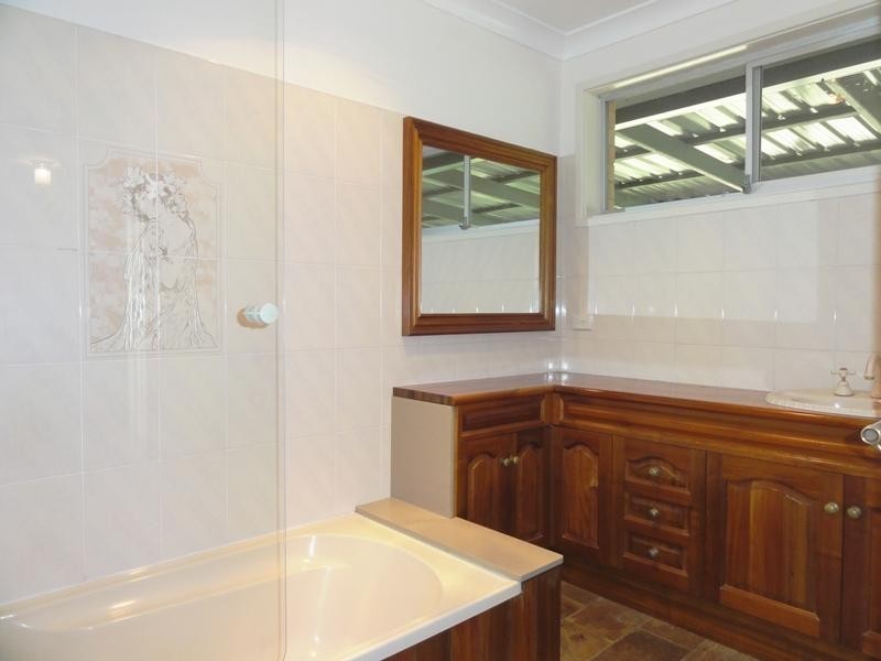47 Brigadoon Circuit, Oak Flats NSW 2529