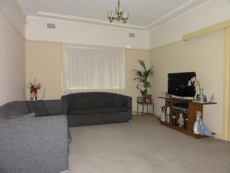 27 Chapman Street, Fairy Meadow NSW 2519