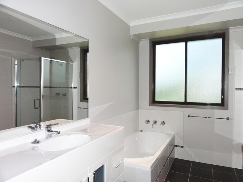 5 Goolagong Street, Dapto NSW 2530