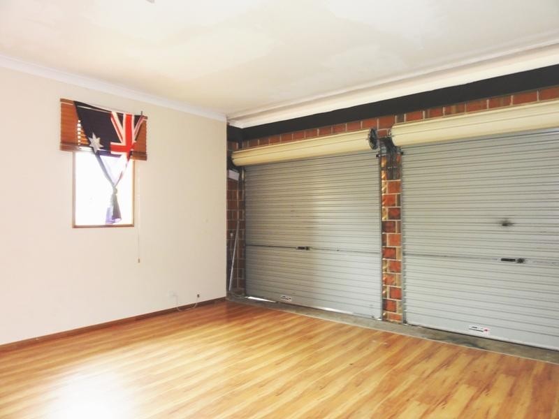 15 Mundoonen Crescent, Horsley NSW 2530