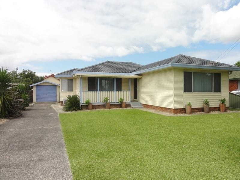 20 Craig Crescent, Dapto NSW 2530