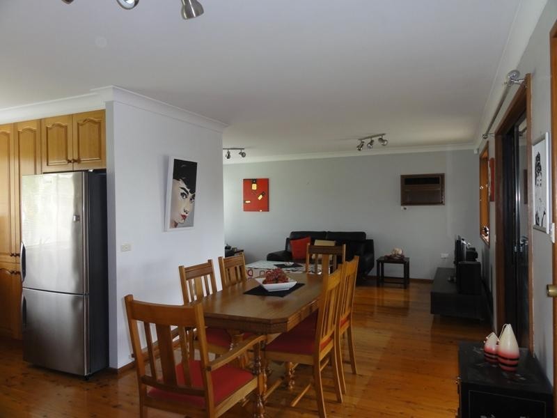 71 Thirroul Road, Kanahooka NSW 2530