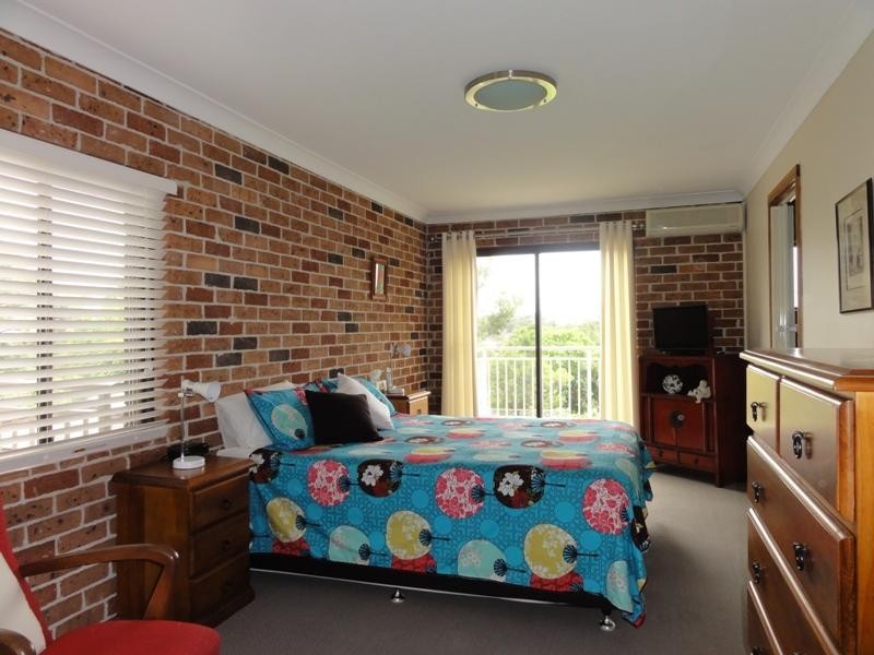 71 Thirroul Road, Kanahooka NSW 2530