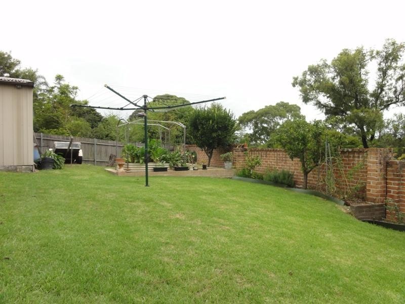 71 Thirroul Road, Kanahooka NSW 2530