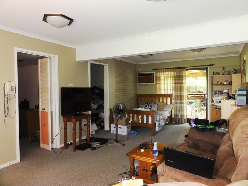 14 William Beach Road, Kanahooka NSW 2530