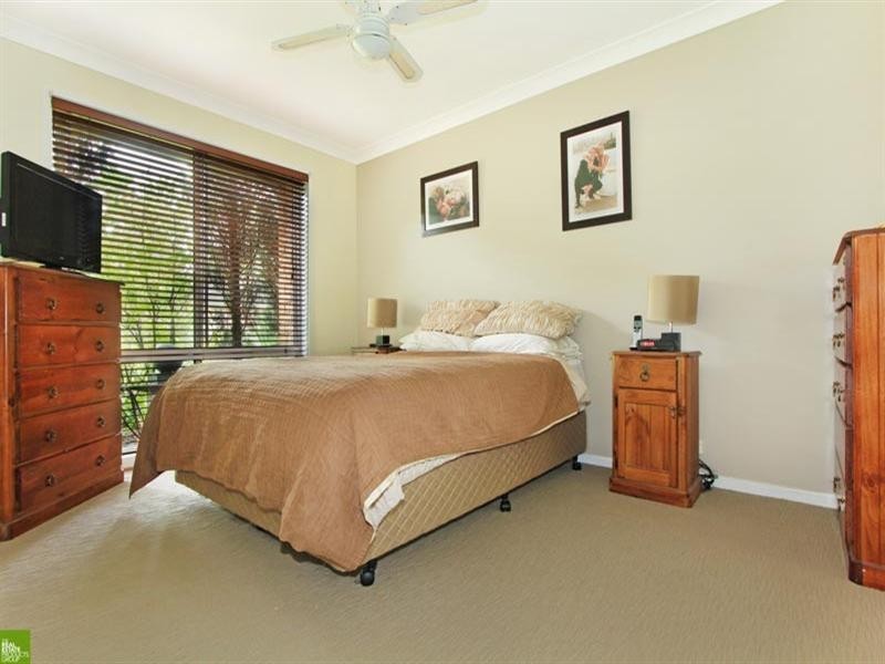 28 Jenail Place, Horsley NSW 2530