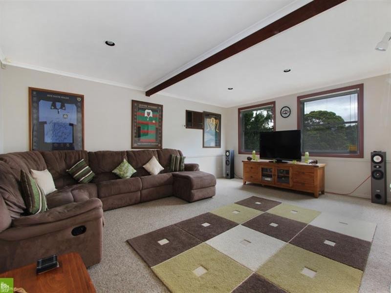 46 Parkside Drive, Dapto NSW 2530