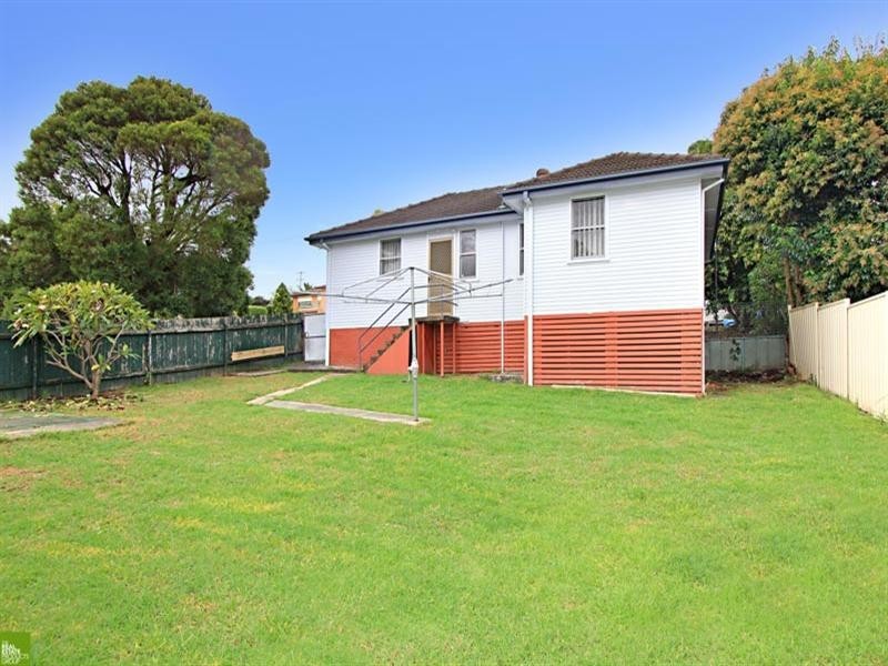 101 Lakelands Drive, Dapto NSW 2530