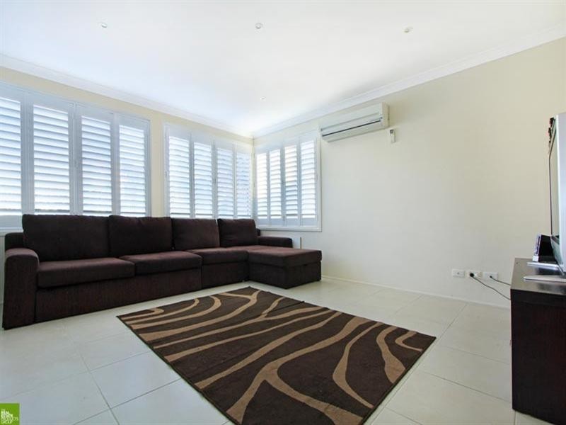 47 Robins Creek Drive, Horsley NSW 2530