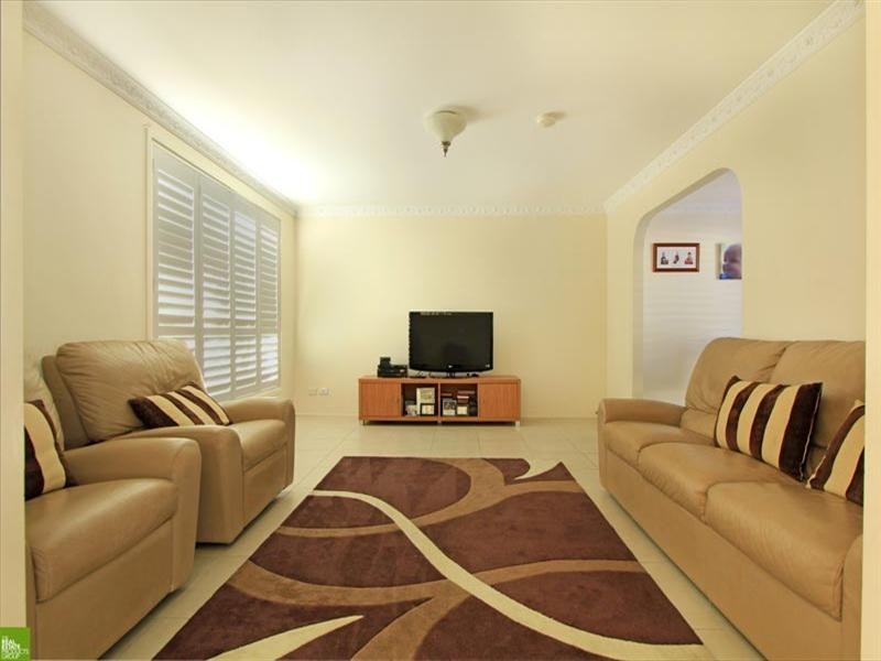 47 Robins Creek Drive, Horsley NSW 2530