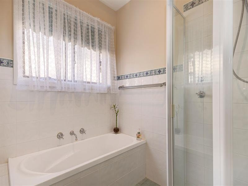 21 Linton Court, Kanahooka NSW 2530