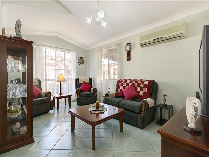 123 Callistemon Crescent, Kanahooka NSW 2530