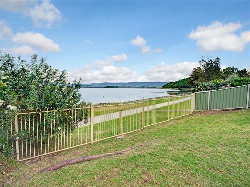91 Northcliffe Drive, Lake Heights NSW 2502