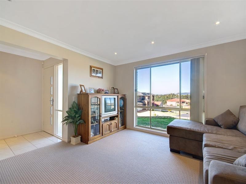 2 Erin Place, Horsley NSW 2530