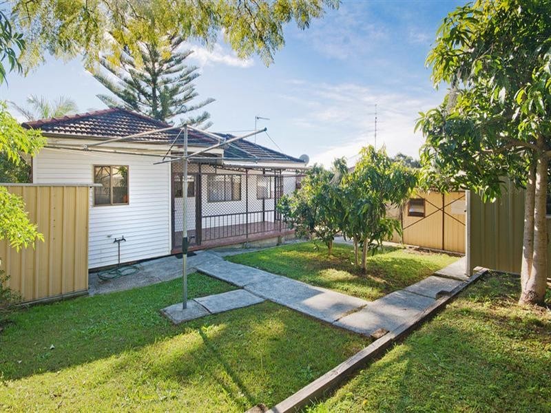 7 Exmouth Road, Kanahooka NSW 2530