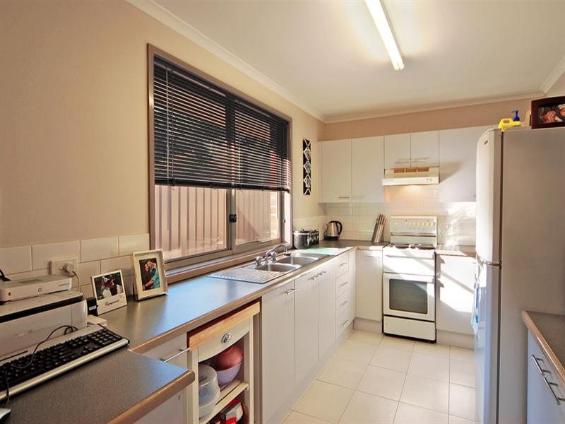 4/32 Mayfield Circuit, Albion Park NSW 2527