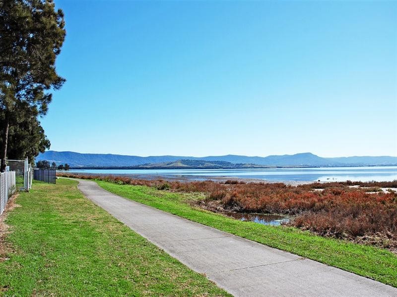 139 The Boulevard, Oak Flats NSW 2529