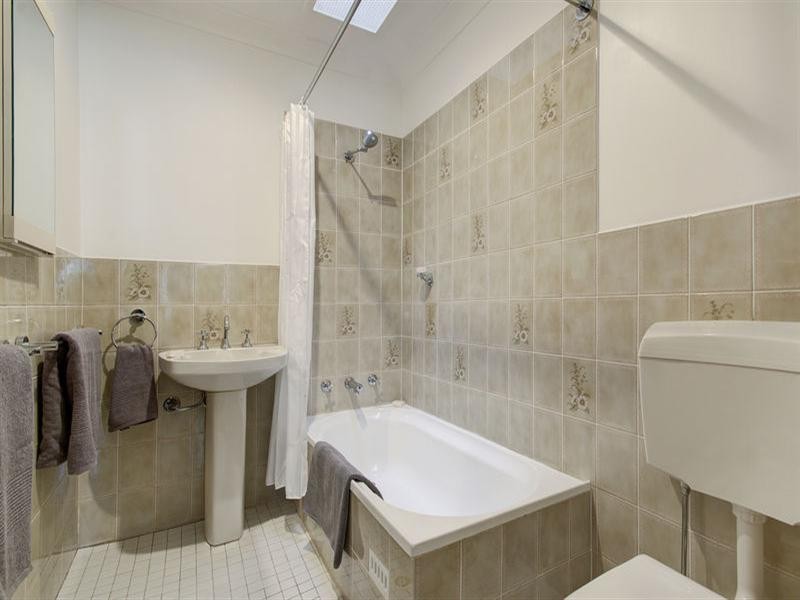 238 Farmborough Road, Farmborough Heights NSW 2526