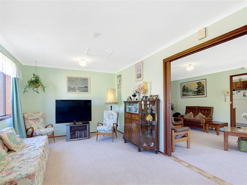 1/2 Compton Street, Dapto NSW 2530