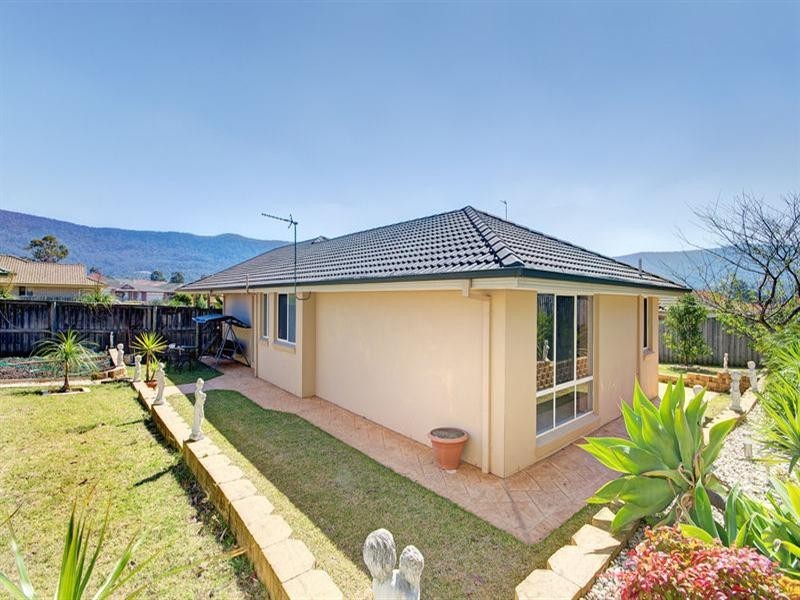 9 Goldenwood Place, Horsley NSW 2530