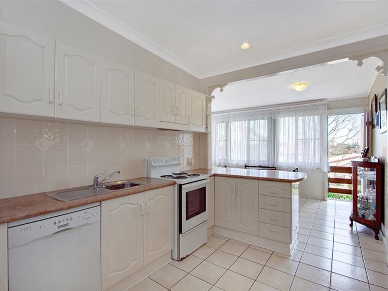 5 Liddle Street, Woonona NSW 2517