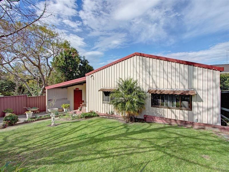 5 Liddle Street, Woonona NSW 2517