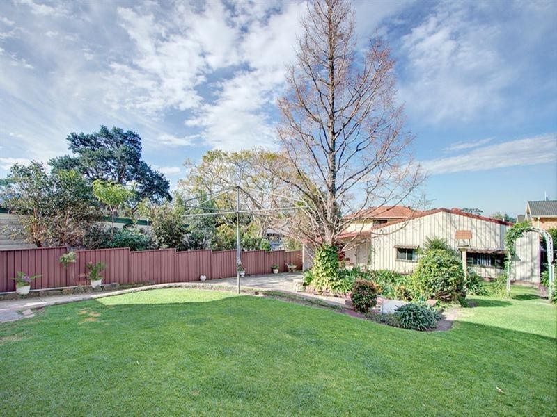 5 Liddle Street, Woonona NSW 2517