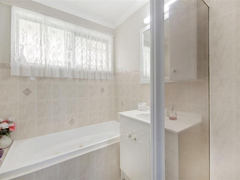 90 Burke Road, Dapto NSW 2530