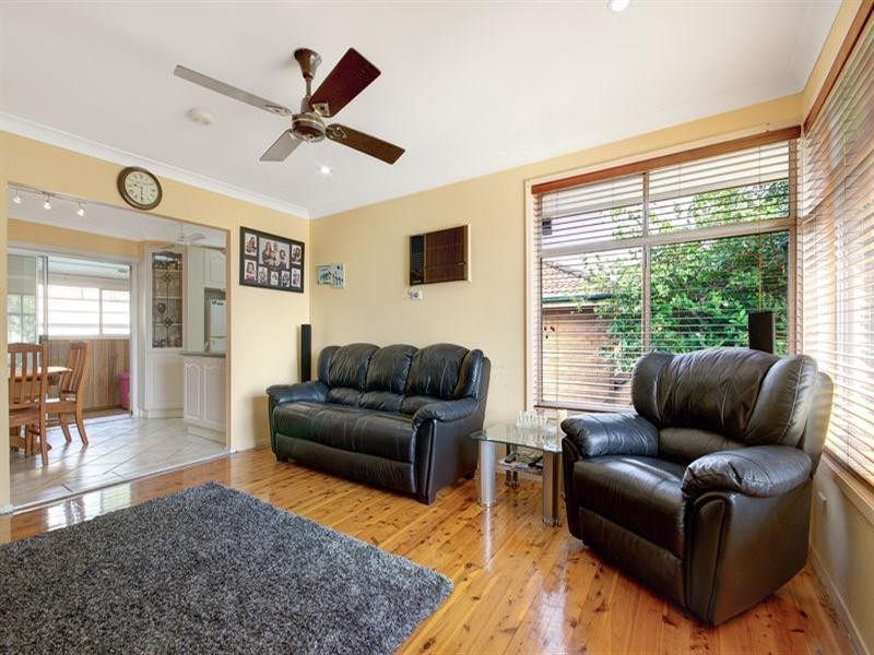 53 Tait Avenue, Kanahooka NSW 2530