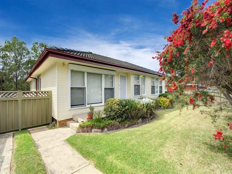 35 Laver Road, Dapto NSW 2530