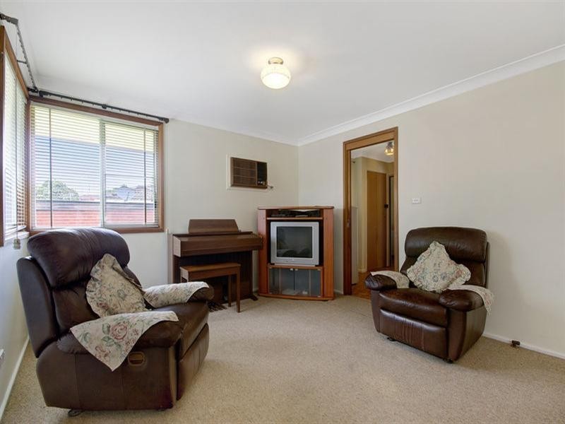 35 Laver Road, Dapto NSW 2530