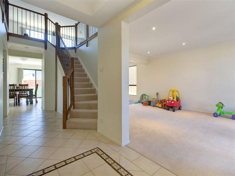 12 Kariewood Circuit, Horsley NSW 2530