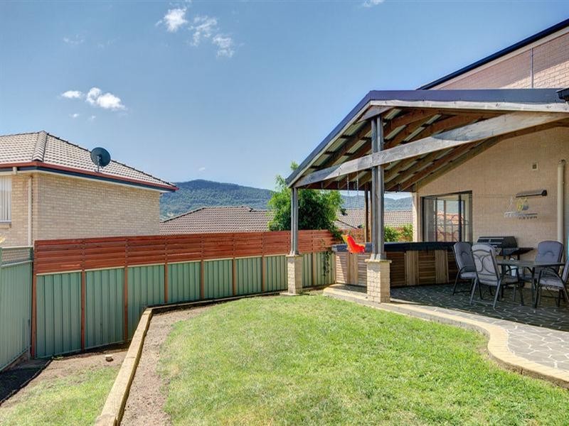 12 Kariewood Circuit, Horsley NSW 2530