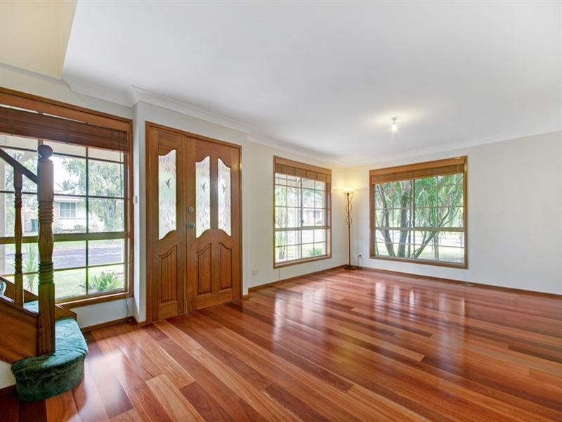 1 Snow Wood Place, Albion Park Rail NSW 2527