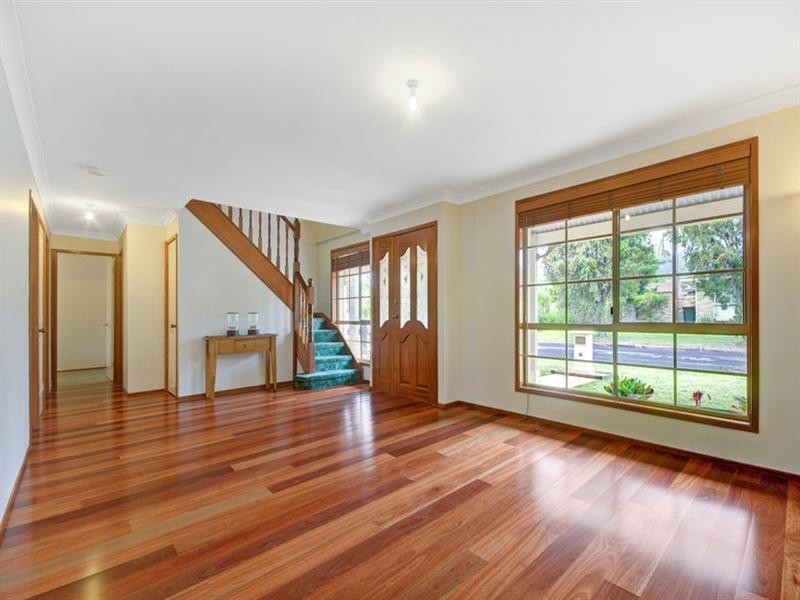 1 Snow Wood Place, Albion Park Rail NSW 2527