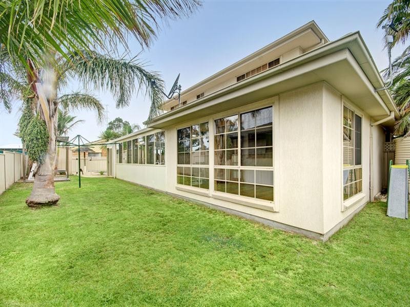 1 Snow Wood Place, Albion Park Rail NSW 2527