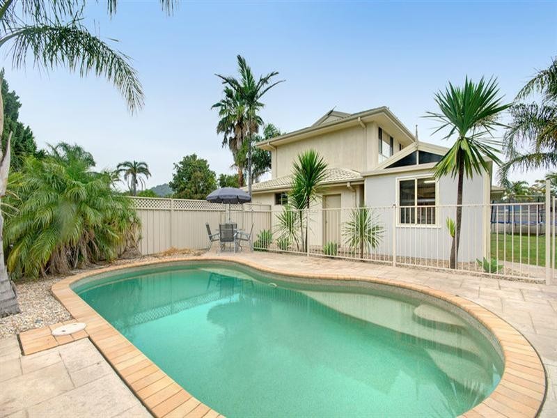 1 Snow Wood Place, Albion Park Rail NSW 2527