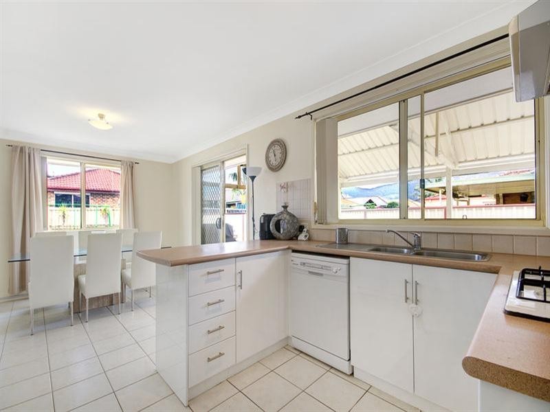 10 Glen Ayre Avenue, Horsley NSW 2530