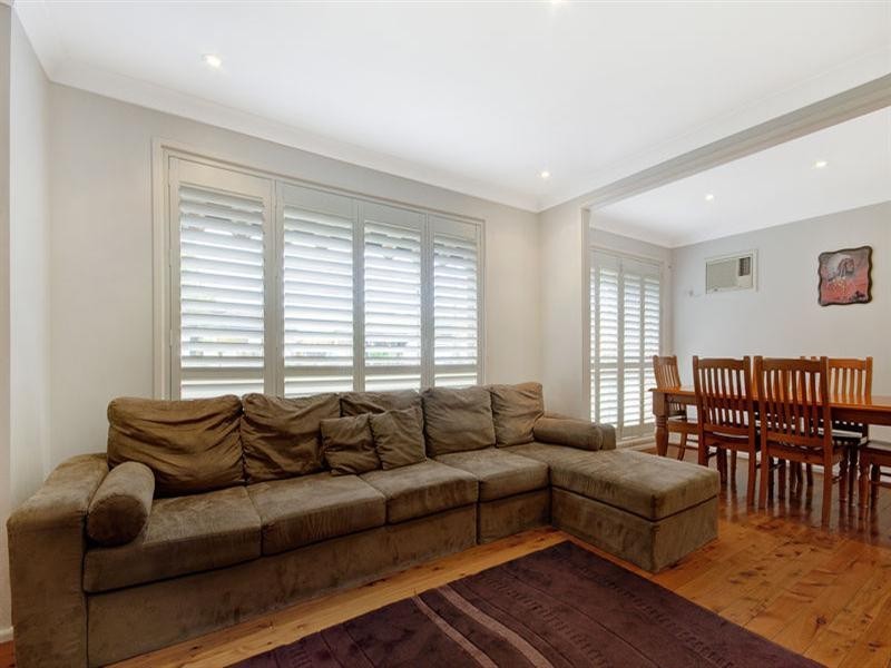 3 Ena Avenue, Dapto NSW 2530