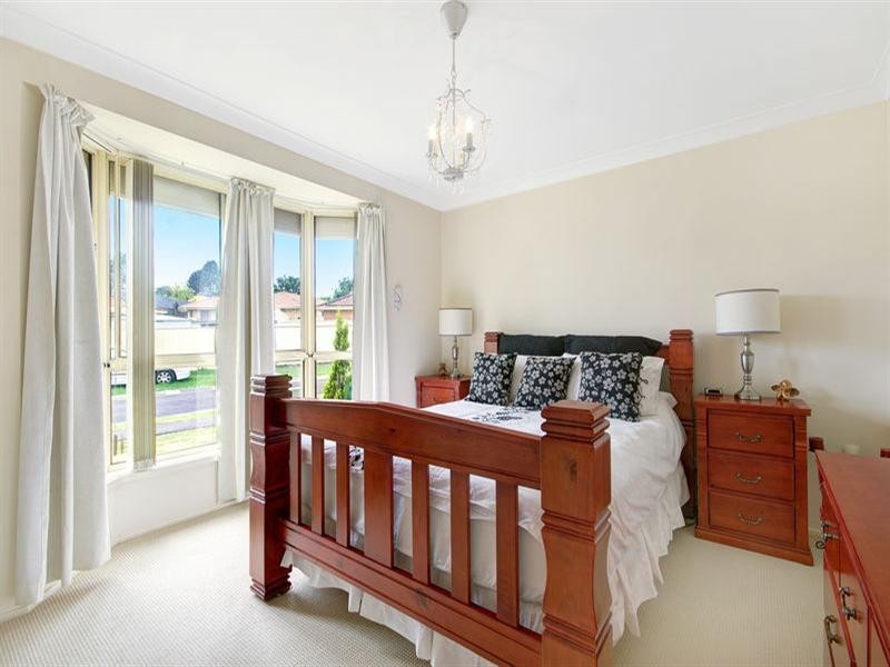 10 Glen Ayre Avenue, Horsley NSW 2530