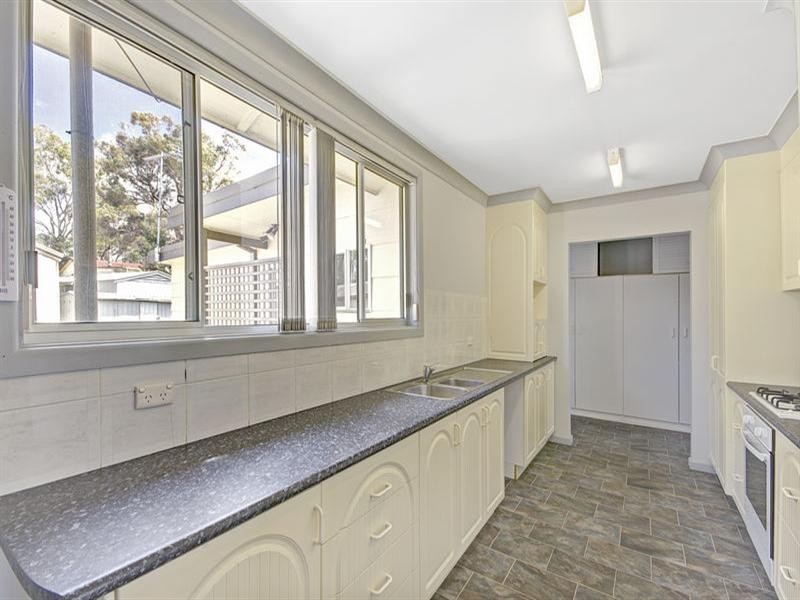 11 Camira Street, Koonawarra NSW 2530