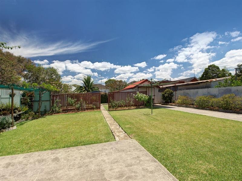 6 Beatson Street, Wollongong NSW 2500