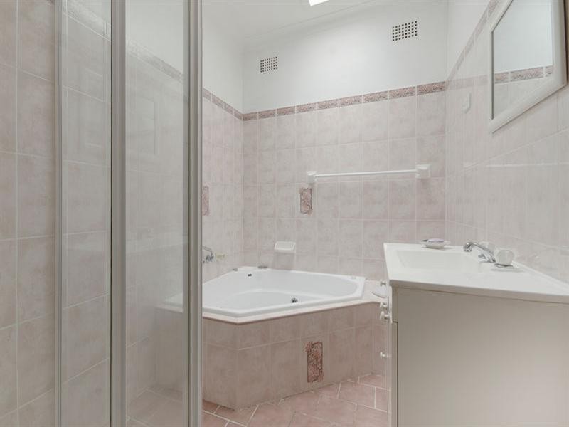 132 Lakelands Drive, Dapto NSW 2530