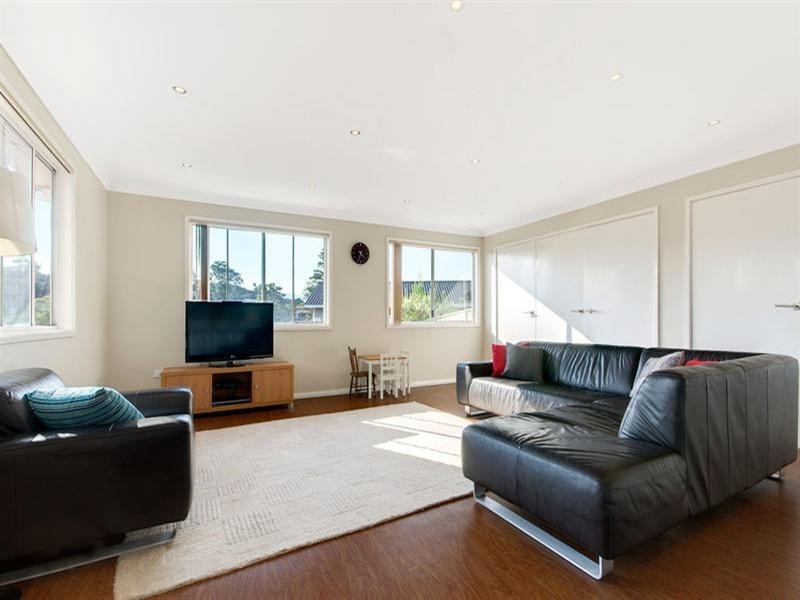 4 Blakemore Avenue, Kanahooka NSW 2530