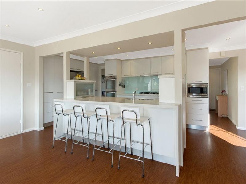 4 Blakemore Avenue, Kanahooka NSW 2530