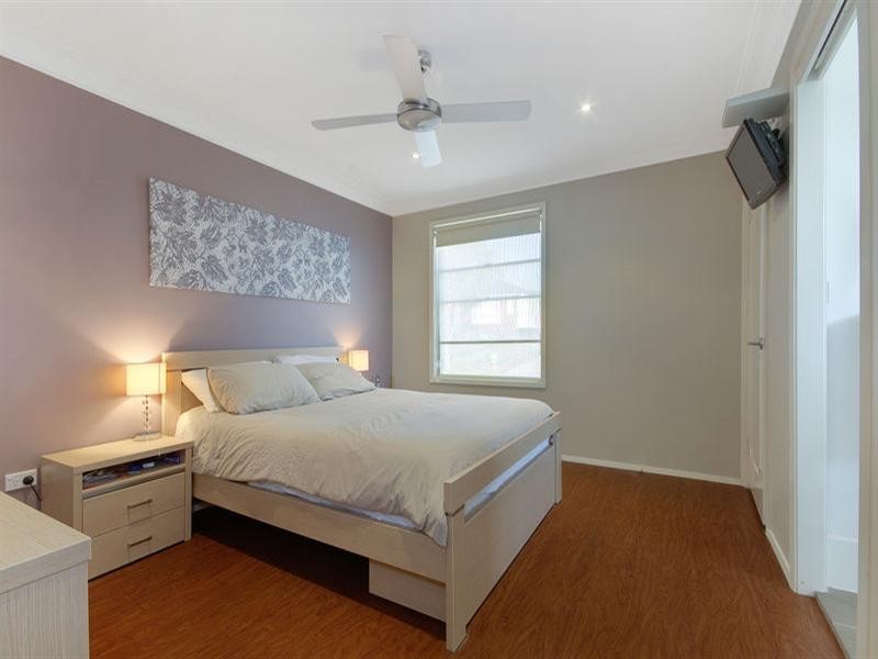 4 Blakemore Avenue, Kanahooka NSW 2530