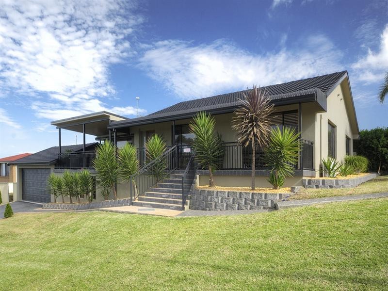 65 Staff Road, Cordeaux Heights NSW 2526