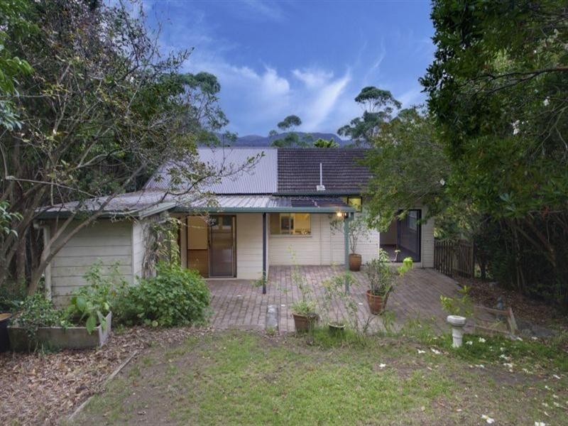 233 Cordeaux Road, Mount Kembla NSW 2526